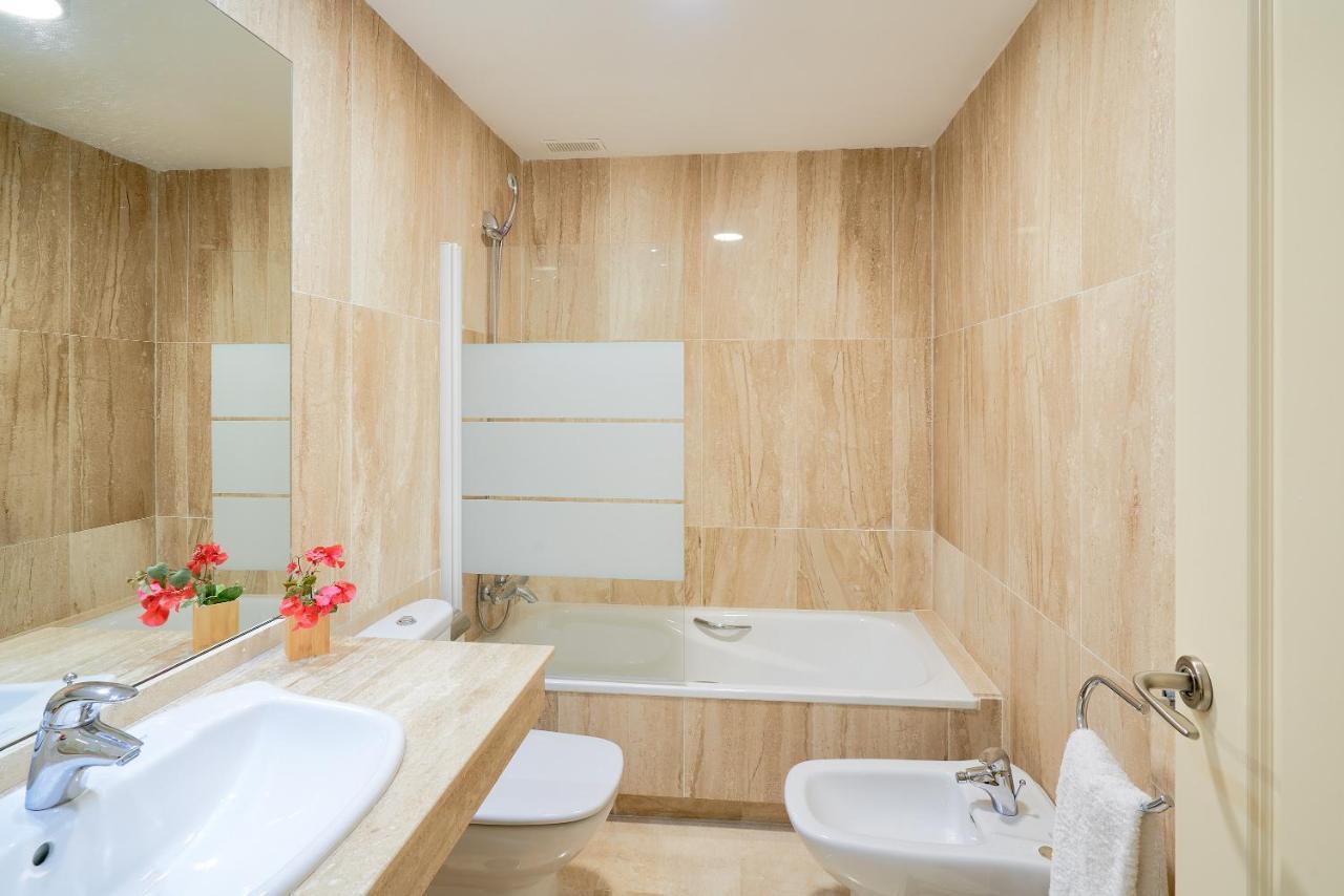 Beach & Golf Design Apartment 마르베야 외부 사진